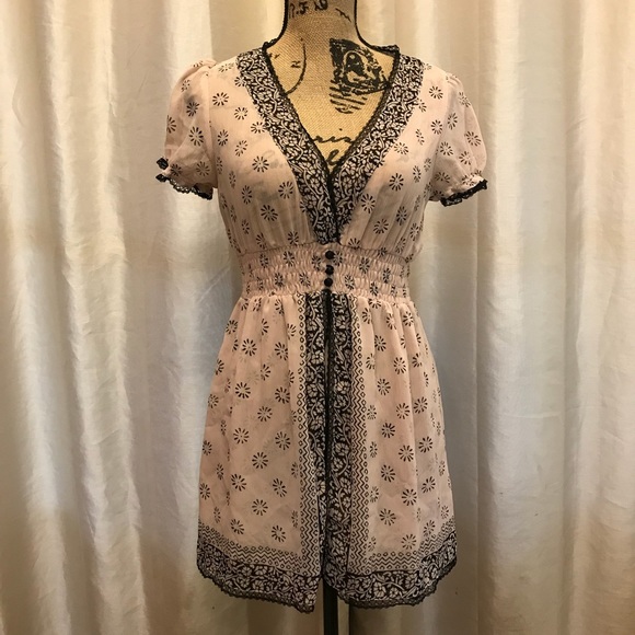 Charlotte Russe Tops - Charlotte Russe sheer light pink and black top